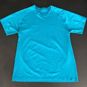 Lululemon Metal Vent Tech Medium EUC Shirt